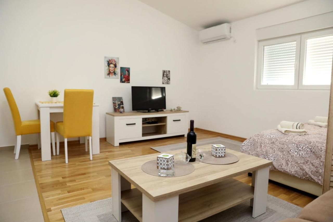 Nikšić Apartman Frida 아파트 외부 사진